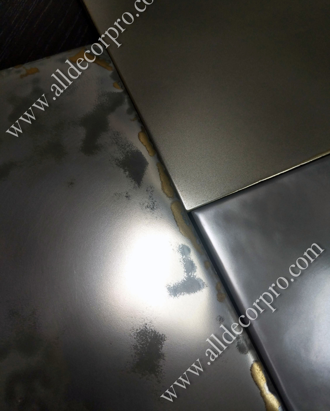 Образцы декоративного покрытия жидкий металл Metallhaut с эффектом мятого металла