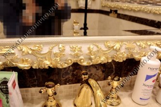 Гипсовая лепнина позолоченная поталью