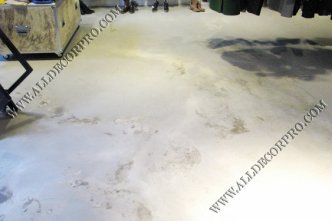 Пол декорированный мерцающим камнем
