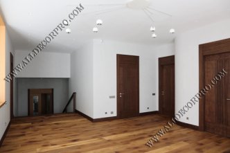 Стены декорированные микробетоном