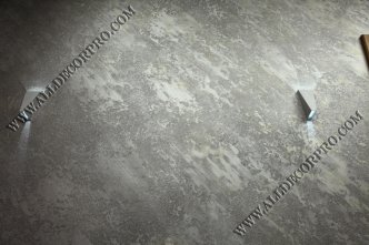 Стены декорированные металлизированной декоративной штукатуркой