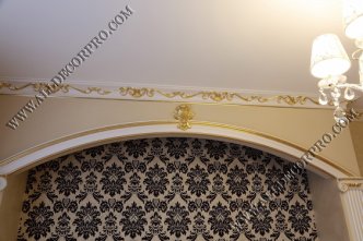 Гипсовая лепнина позолоченная поталью