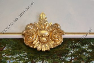 Гипсовая лепнина позолоченная поталью