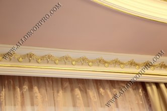 Гипсовая лепнина позолоченная поталью