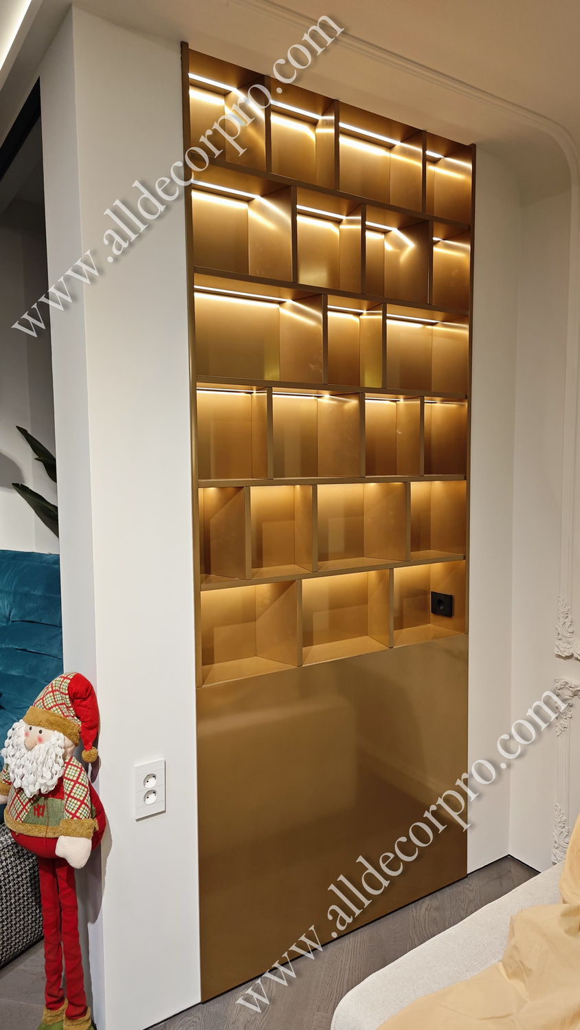 Стеллаж металлизированный жидким металлом PRO-METAL 2K