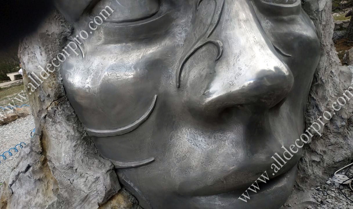 Скульптура из фибробетона металлизированная жидким металлом PRO-METAL