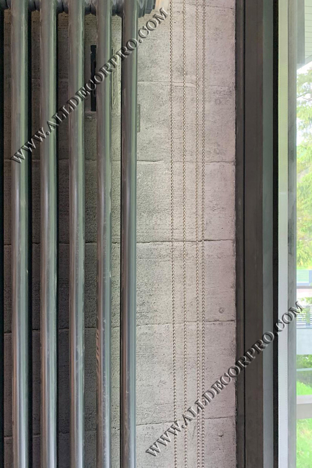 Стены холла декорированные микроцементом MAGDecor "Cemento"