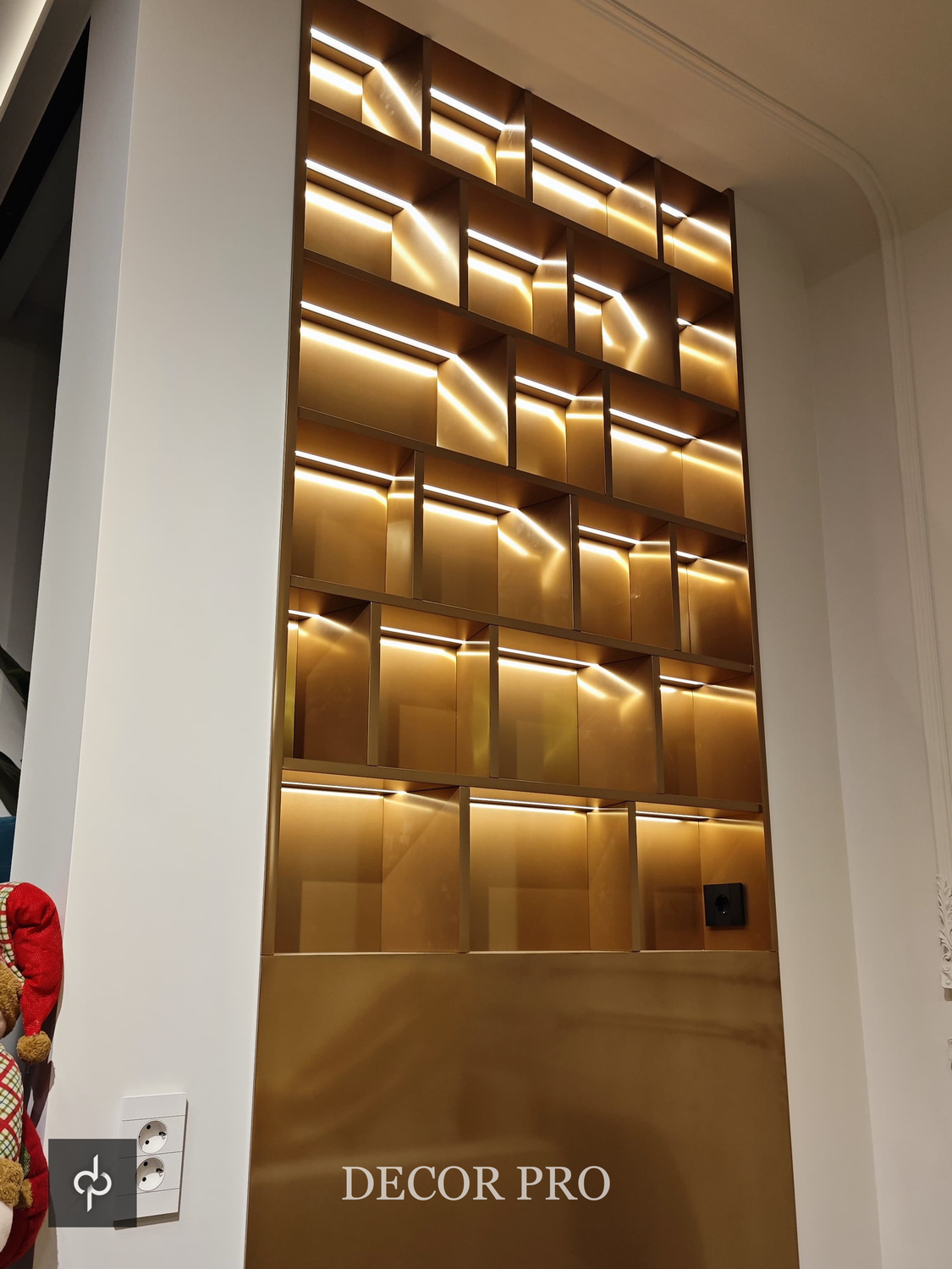 Поверхности металлизированные жидким металлом PRO-METAL