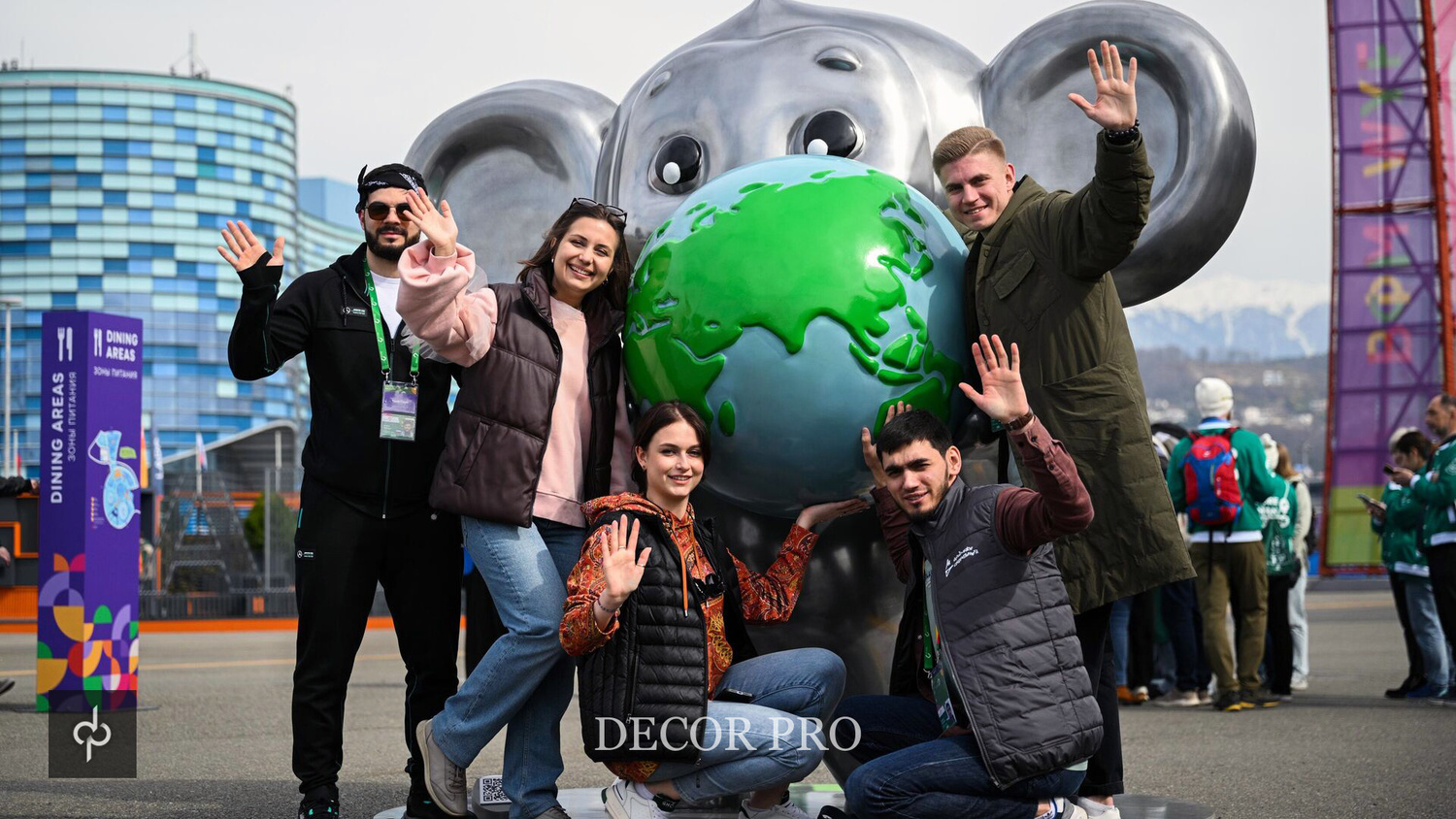 Скульптура Чебурашки металлизированная жидким металлом PRO-METAL