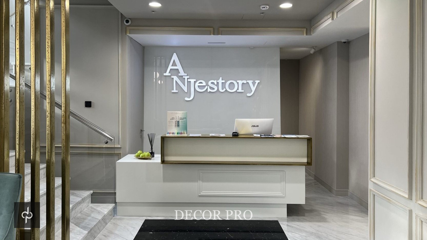 Витрины в жидком металле PRO-METAL