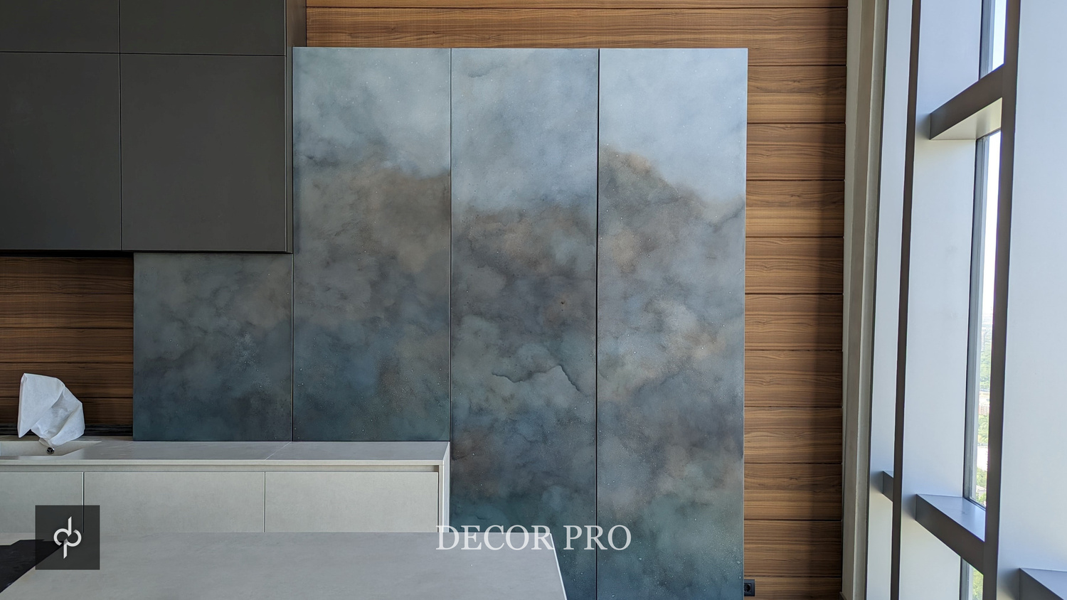 Кухня в патинированном жидком металле PRO-METAL